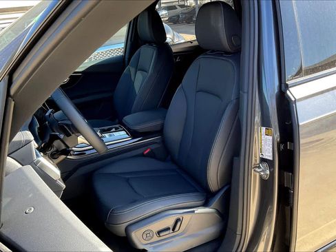 New 2026 Audi Q7 3.0T Premium Plus image 9