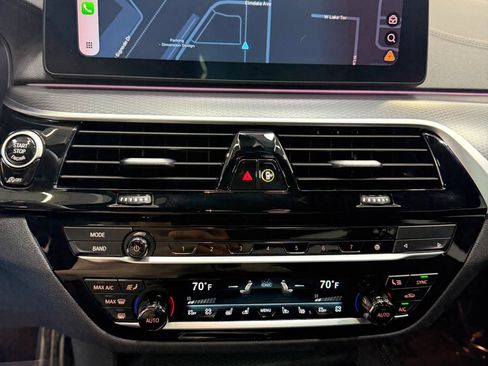 Used 2023 BMW M550i xDrive w/ Premium Enhanced Package image 46