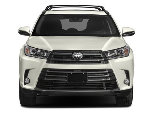 Used 2018 Toyota Highlander SE AWD/4WD image 4
