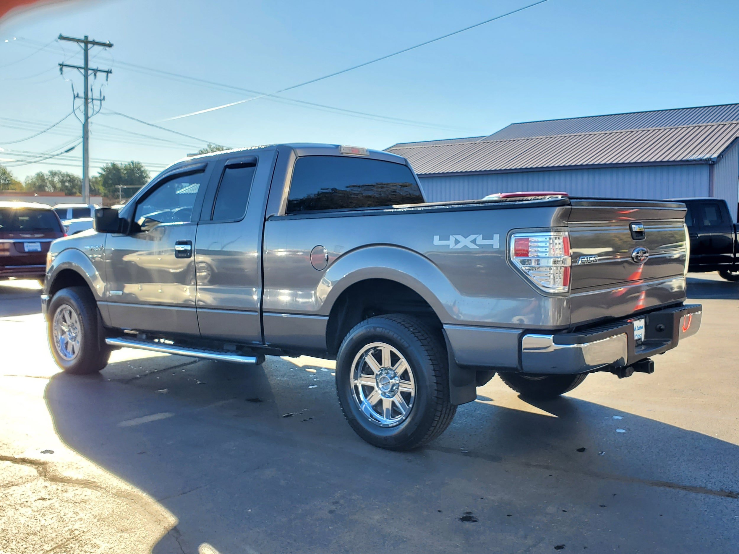 Used 2014 Ford F150 XLT w/ XLT Chrome Package AWD/4WD image 3