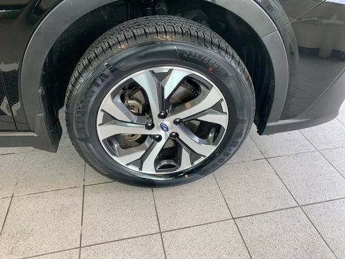 Used 2021 Subaru Outback Touring XT AWD/4WD image 17