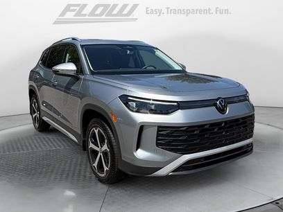 New 2025 Volkswagen Tiguan SE
