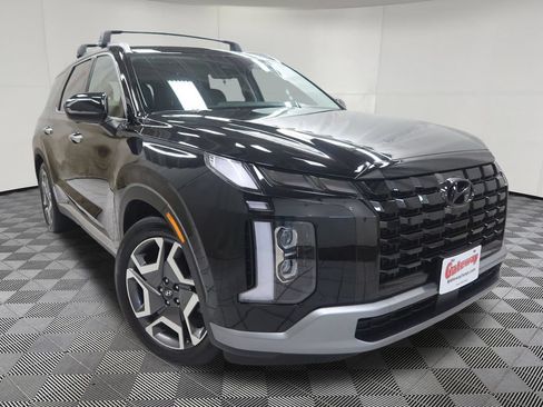 Used 2023 Hyundai Palisade Limited AWD/4WD image 3