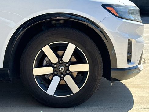 Used 2025 Honda Prologue Touring image 5