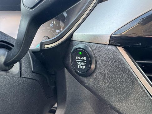 Used 2020 Ford Escape SE FWD image 28