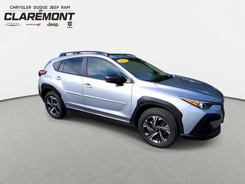 Used 2025 Subaru Crosstrek 2.5i Premium AWD/4WD image 9