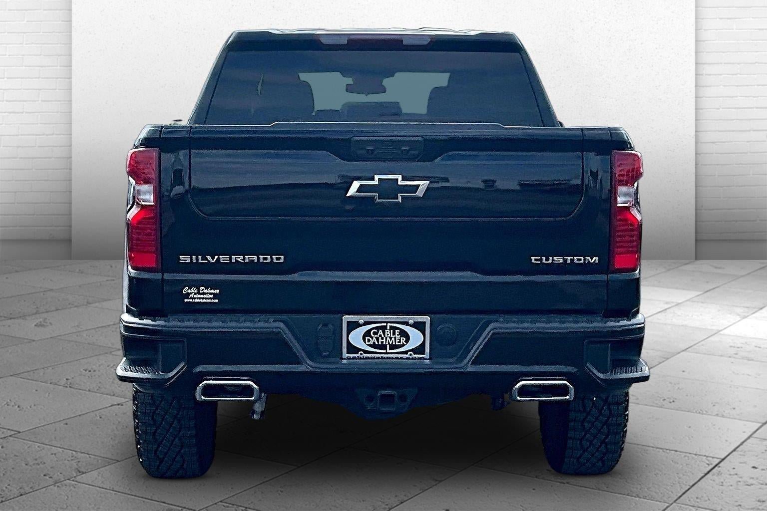 Used 2026 Chevrolet Silverado 1500 Custom Trail Boss AWD/4WD image 3