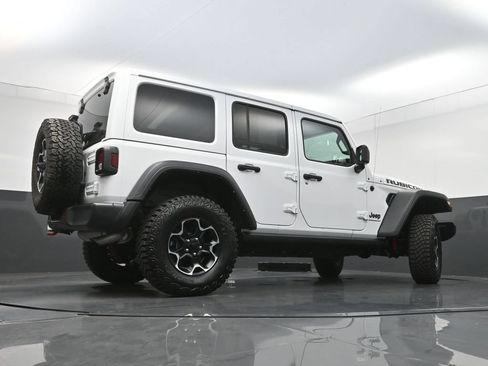 Used 2023 Jeep Wrangler Unlimited Rubicon w/ Cold Weather Group AWD/4WD image 32