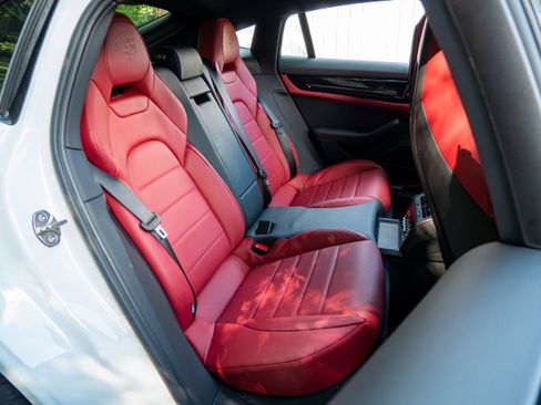 New 2025 Porsche Panamera image 41