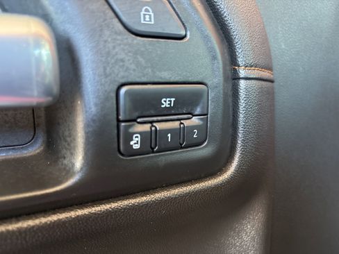 Used 2020 GMC Sierra 1500 AT4 w/ AT4 Premium Package image 13