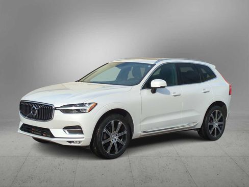Used 2021 Volvo XC60 T5 Inscription image 4