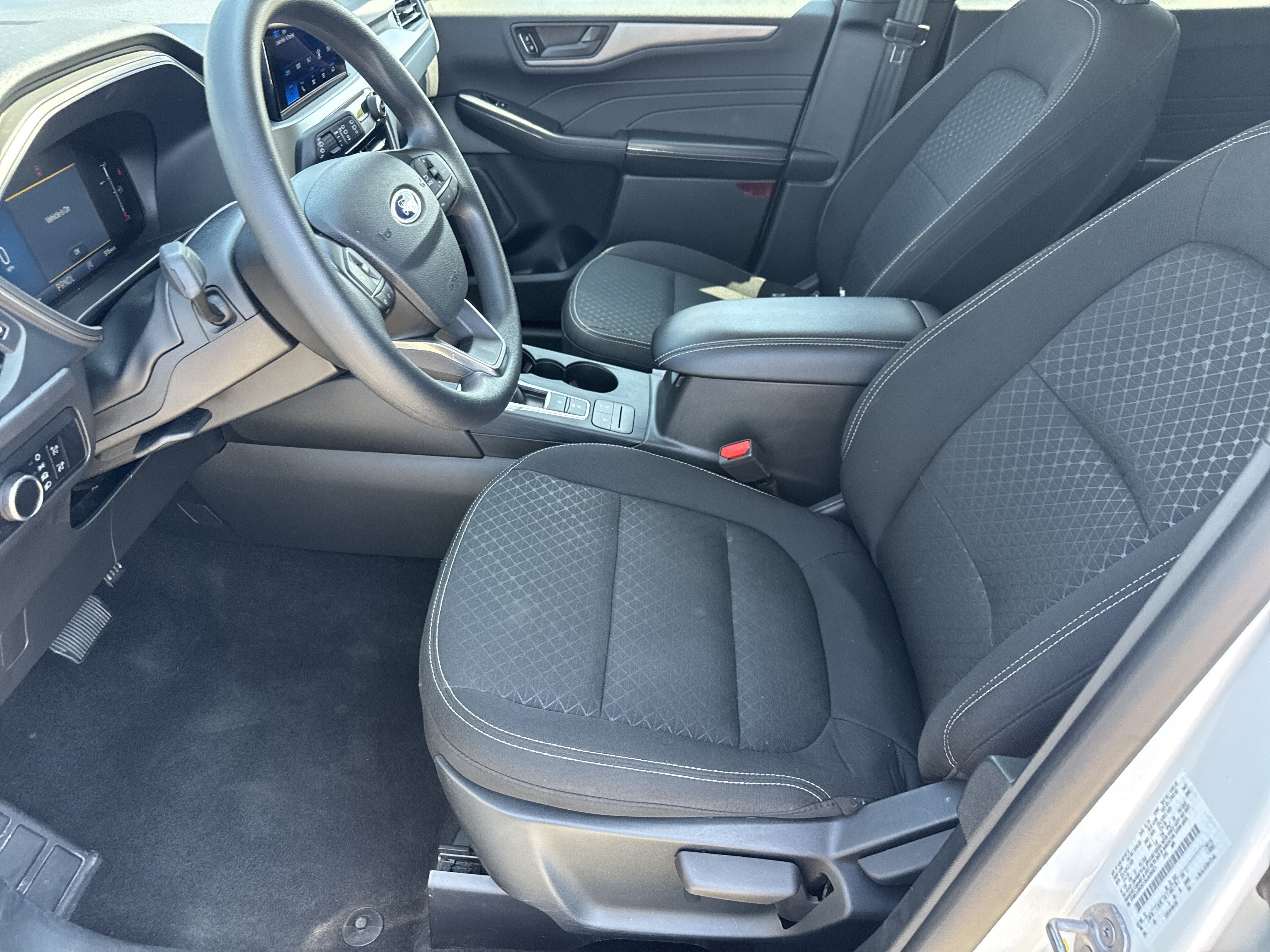 Used 2025 Ford Escape Active AWD/4WD image 5