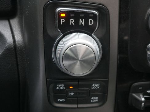 Used 2017 RAM 1500 Sport image 10