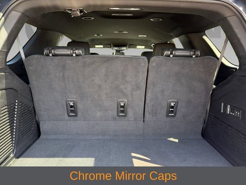 Used 2024 Chevrolet Tahoe Premier RWD image 17