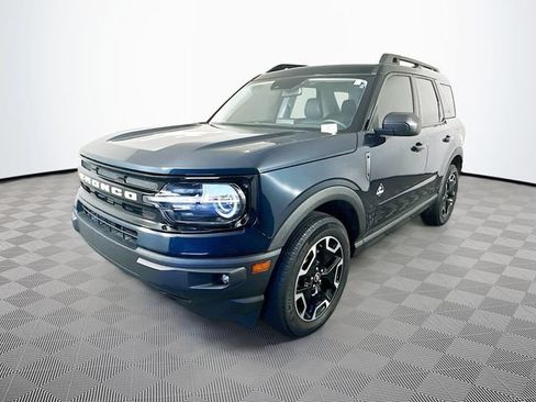Certified 2022 Ford Bronco Sport Outer Banks w/ Tech Package AWD/4WD image 6