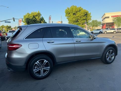 Used 2019 Mercedes-Benz GLC 300 w/ Premium Package image 14
