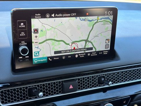 Certified 2022 Honda Civic Touring image 24