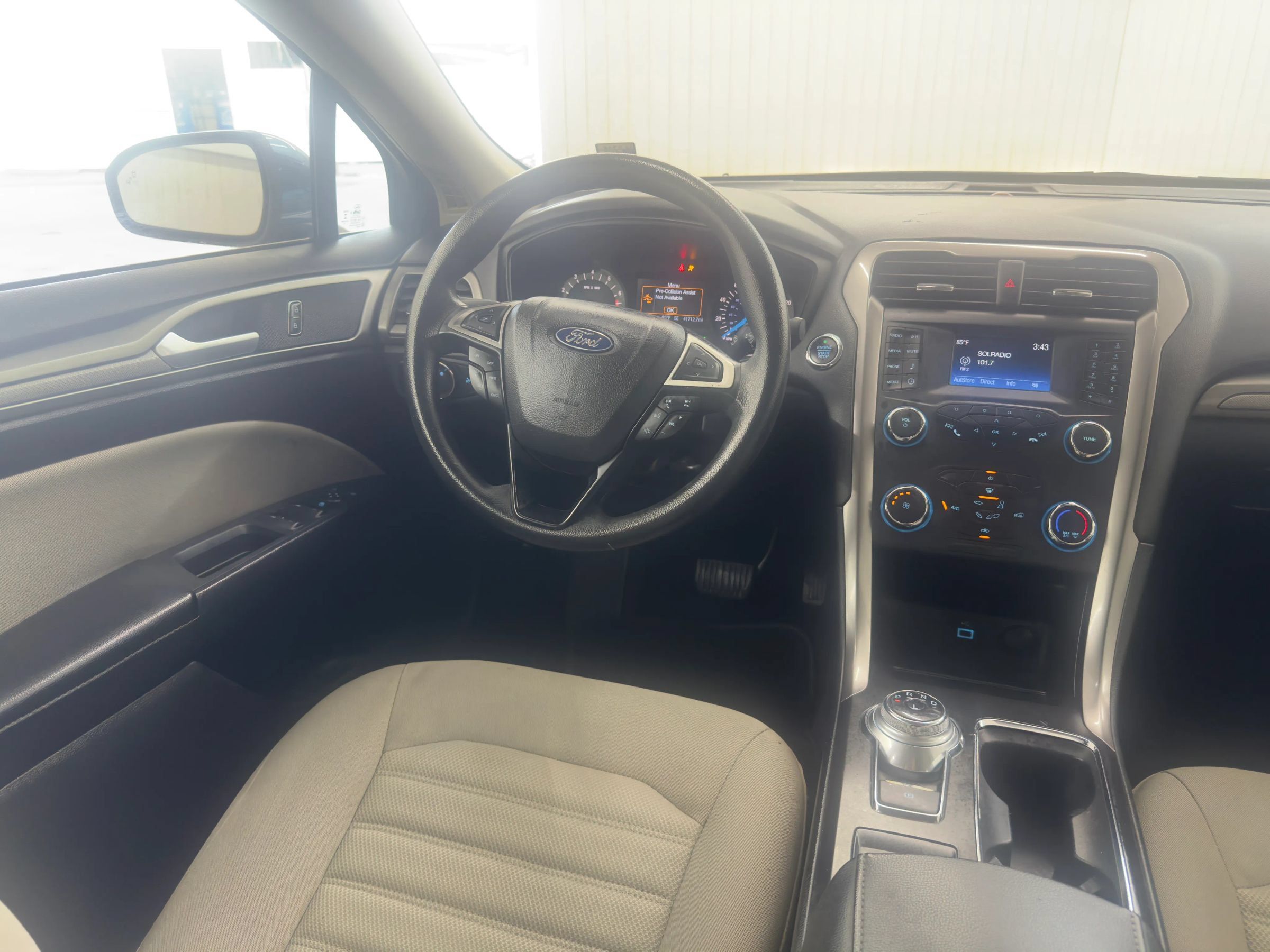Used 2019 Ford Fusion S FWD image 14