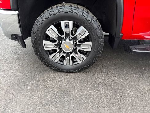 Used 2022 Chevrolet Silverado 2500 LTZ image 34