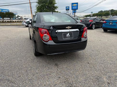 Used 2014 Chevrolet Sonic LT FWD image 31