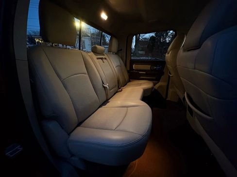 Used 2013 RAM 2500 Laramie w/ Convenience Group image 19