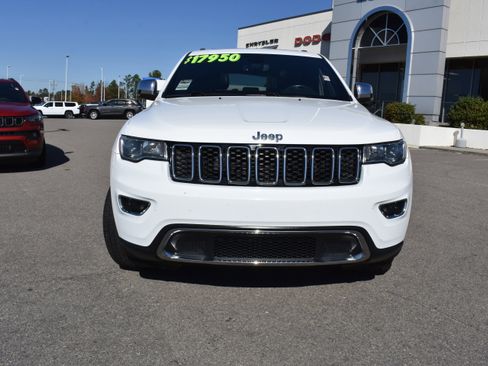 Used 2019 Jeep Grand Cherokee Limited image 4