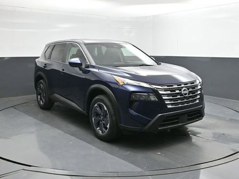 Used 2025 Nissan Rogue SV image 17