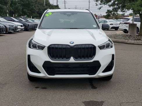 Used 2023 BMW X1 xDrive28i w/ M Sport Package AWD/4WD image 8