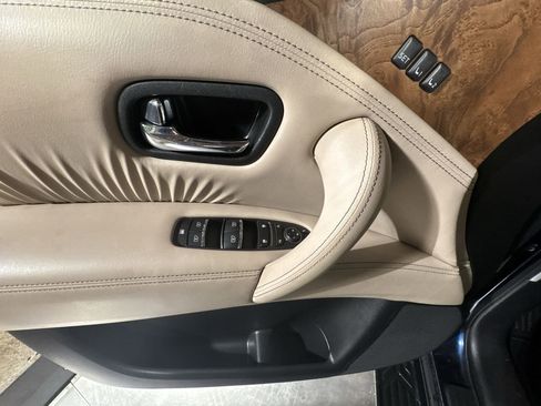 Used 2024 Nissan Armada SL AWD/4WD image 20