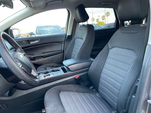 Used 2024 Ford Edge SE w/ Black Appearance Package image 14