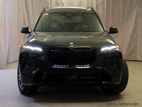 New 2027 BMW X7 xDrive40i w/ M Sport Package AWD/4WD image 5