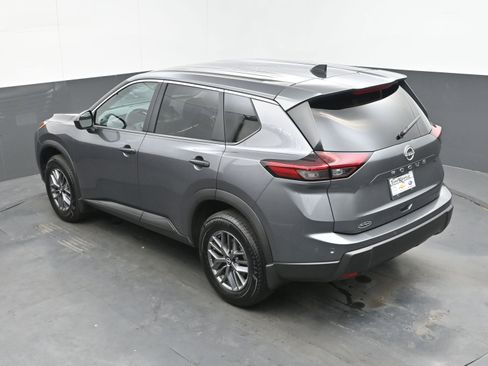 Certified 2025 Nissan Rogue S image 36