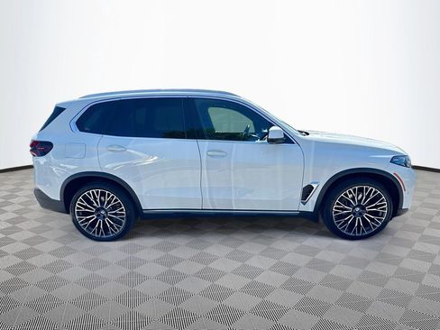 Used 2024 BMW X5 xDrive40i w/ Premium Package AWD/4WD image 5