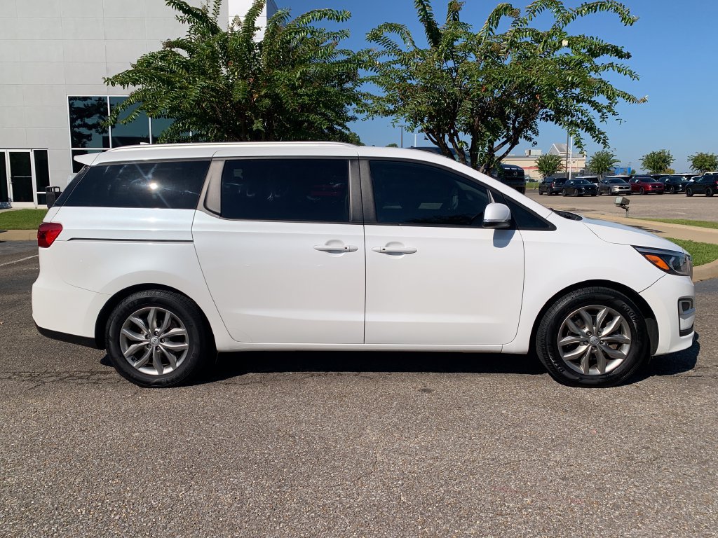 Used 2020 Kia Sedona EX FWD image 2