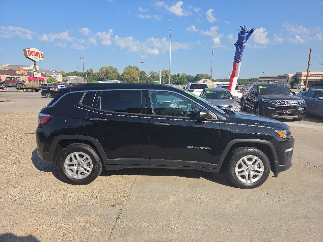 Used 2019 Jeep Compass Sport FWD image 5