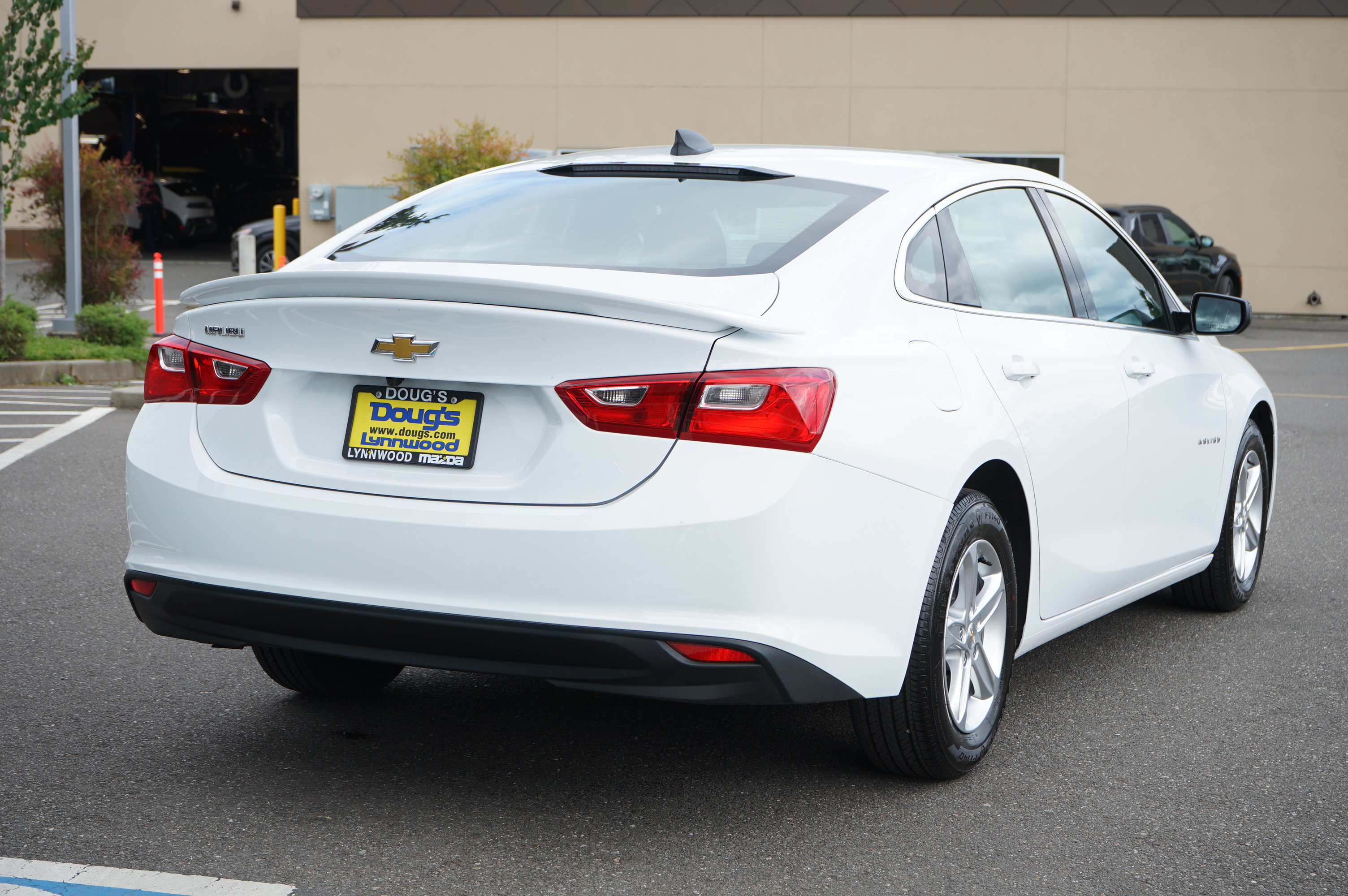 Used 2022 Chevrolet Malibu LS w/ LPO, Floor Liner Package FWD image 4