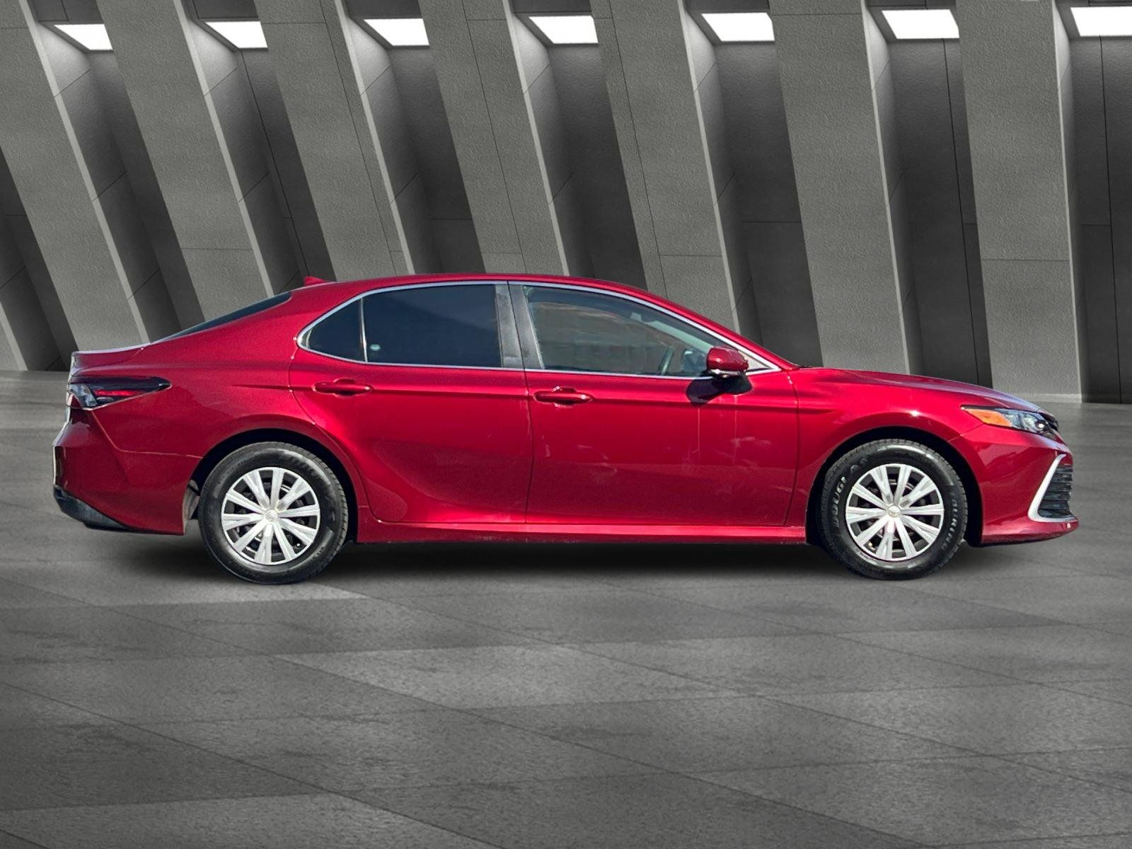 Used 2022 Toyota Camry LE w/ Audio Upgrade Package FWD image 3