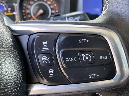 Certified 2025 Jeep Wrangler Unlimited Sahara AWD/4WD image 20