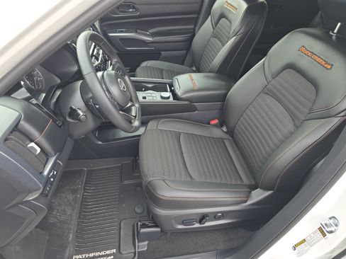 Used 2025 Nissan Pathfinder Rock Creek AWD/4WD image 30