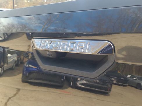 Used 2023 Hyundai Santa Cruz Limited image 18