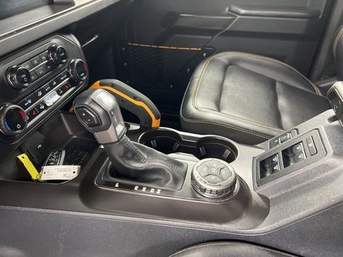 Used 2024 Ford Bronco Badlands image 14