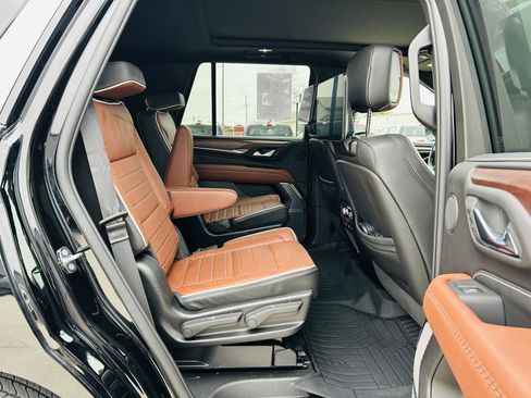 Used 2024 GMC Yukon Denali Ultimate image 40