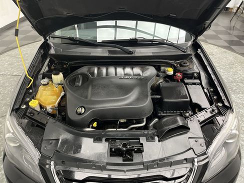 Used 2012 Chrysler 200 S image 22