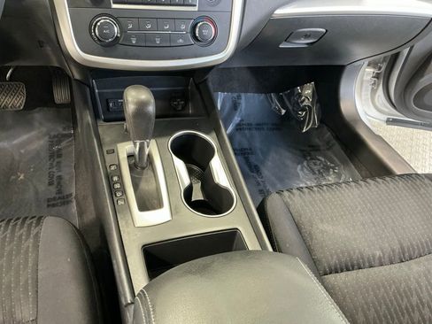 Used 2017 Nissan Altima 2.5 S w/ Power Driver Seat Package FWD image 6