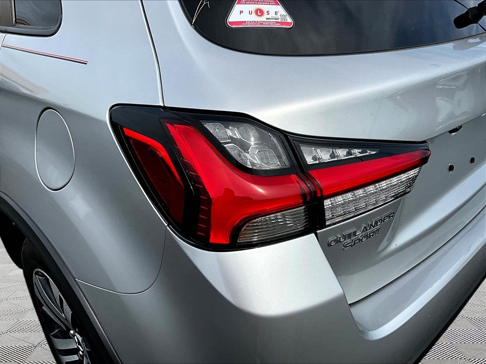 Used 2026 Mitsubishi Outlander Sport SE AWD/4WD image 23