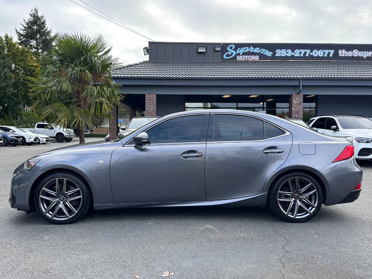 Used 2020 Lexus IS 300 F Sport w/ F Sport Package RWD image 3