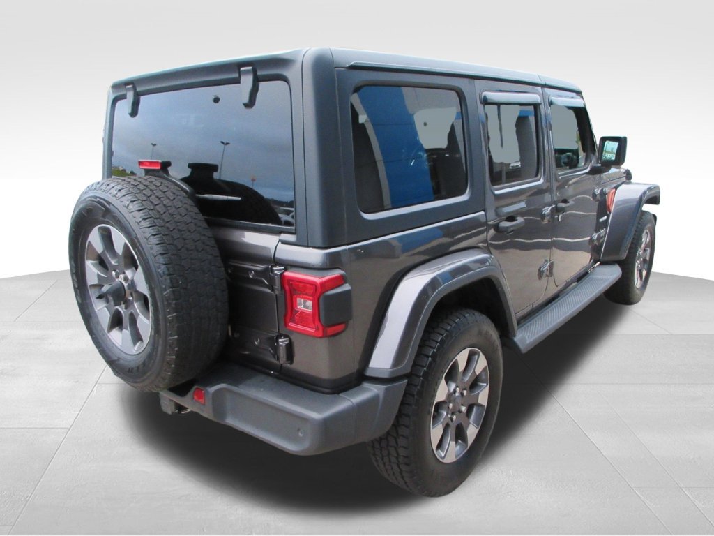 Used 2018 Jeep Wrangler Unlimited Sahara w/ Safety Group AWD/4WD image 5