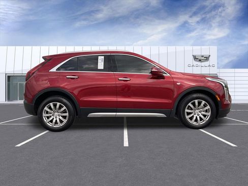 Used 2023 Cadillac XT4 Premium Luxury AWD/4WD image 9