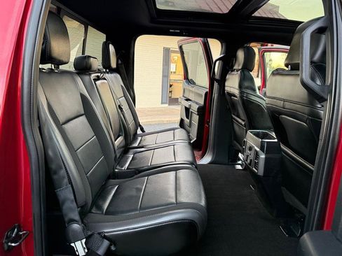 Used 2019 Ford F150 Raptor w/ Equipment Group 802A Luxury image 22