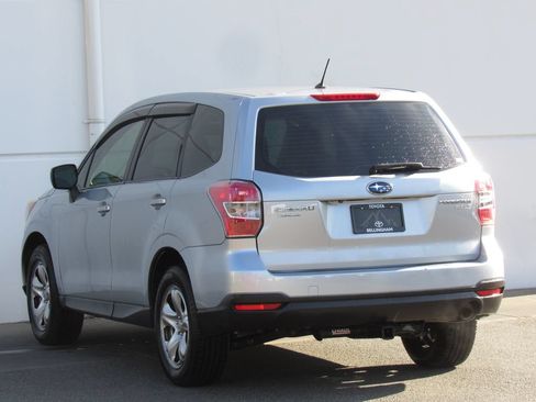 Used 2015 Subaru Forester 2.5i AWD/4WD image 5